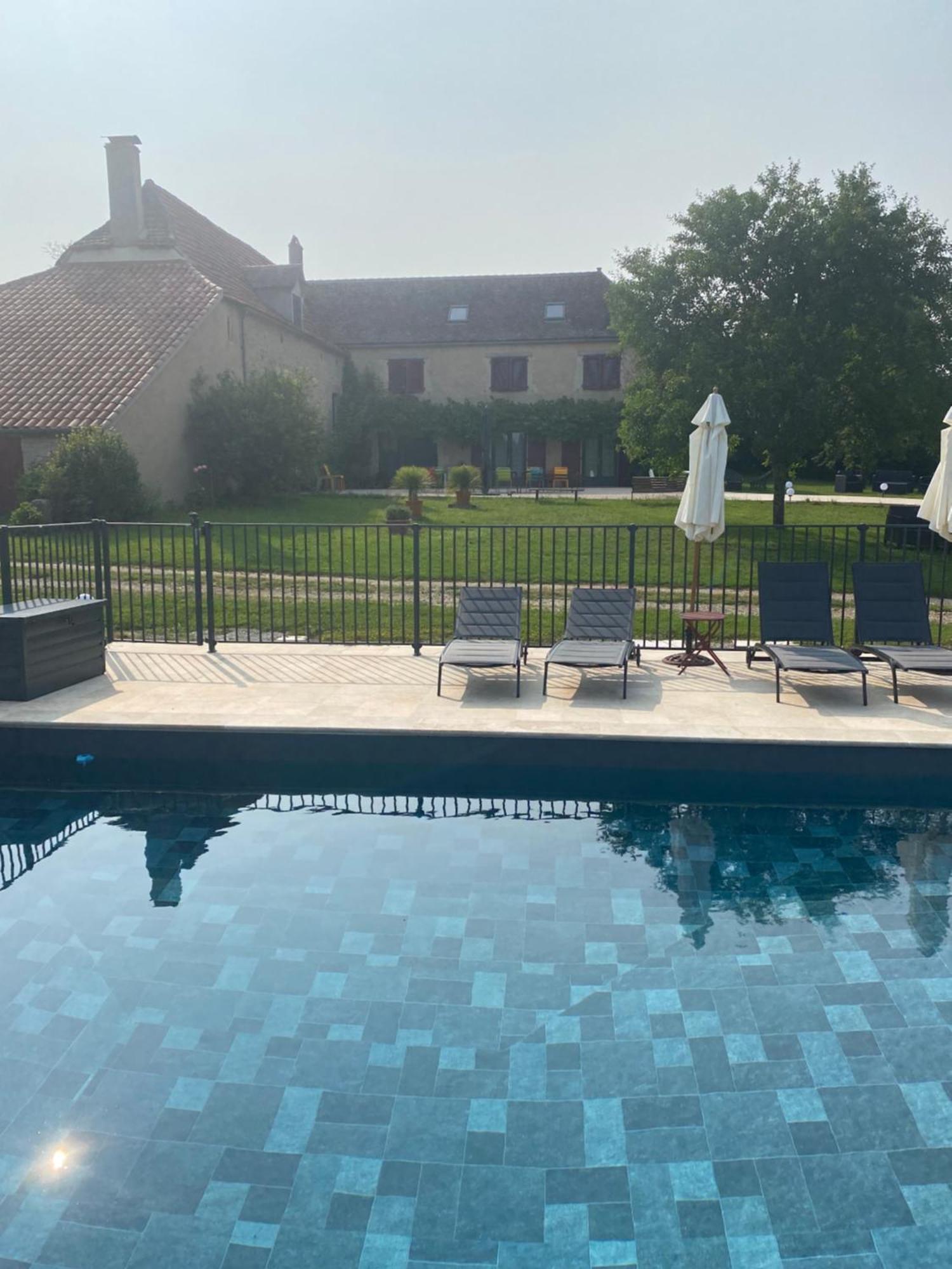 Le Domaine Du Gravier Bed and Breakfast Gramat Eksteriør billede